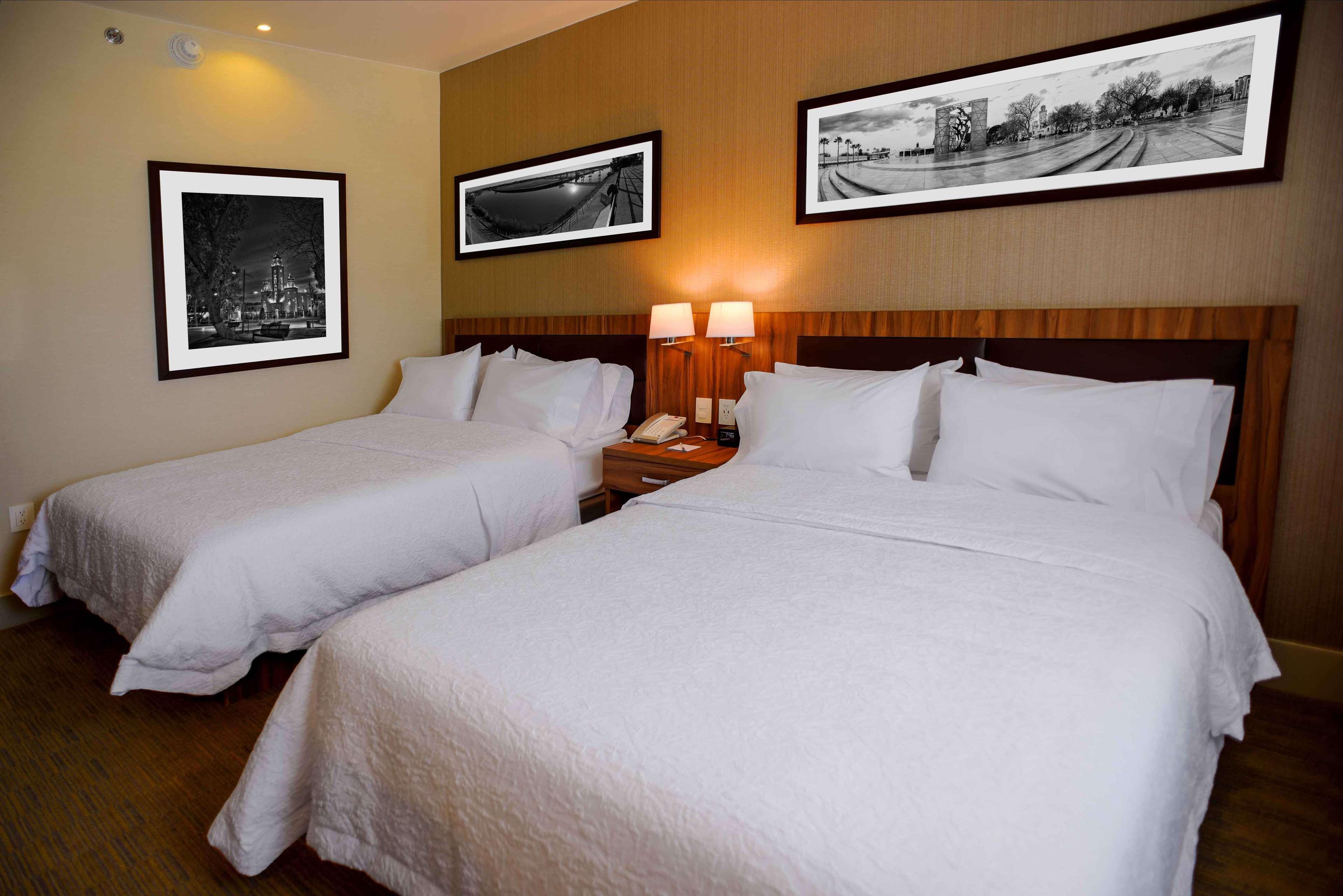 Hampton Inn Piedras Negras Kültér fotó