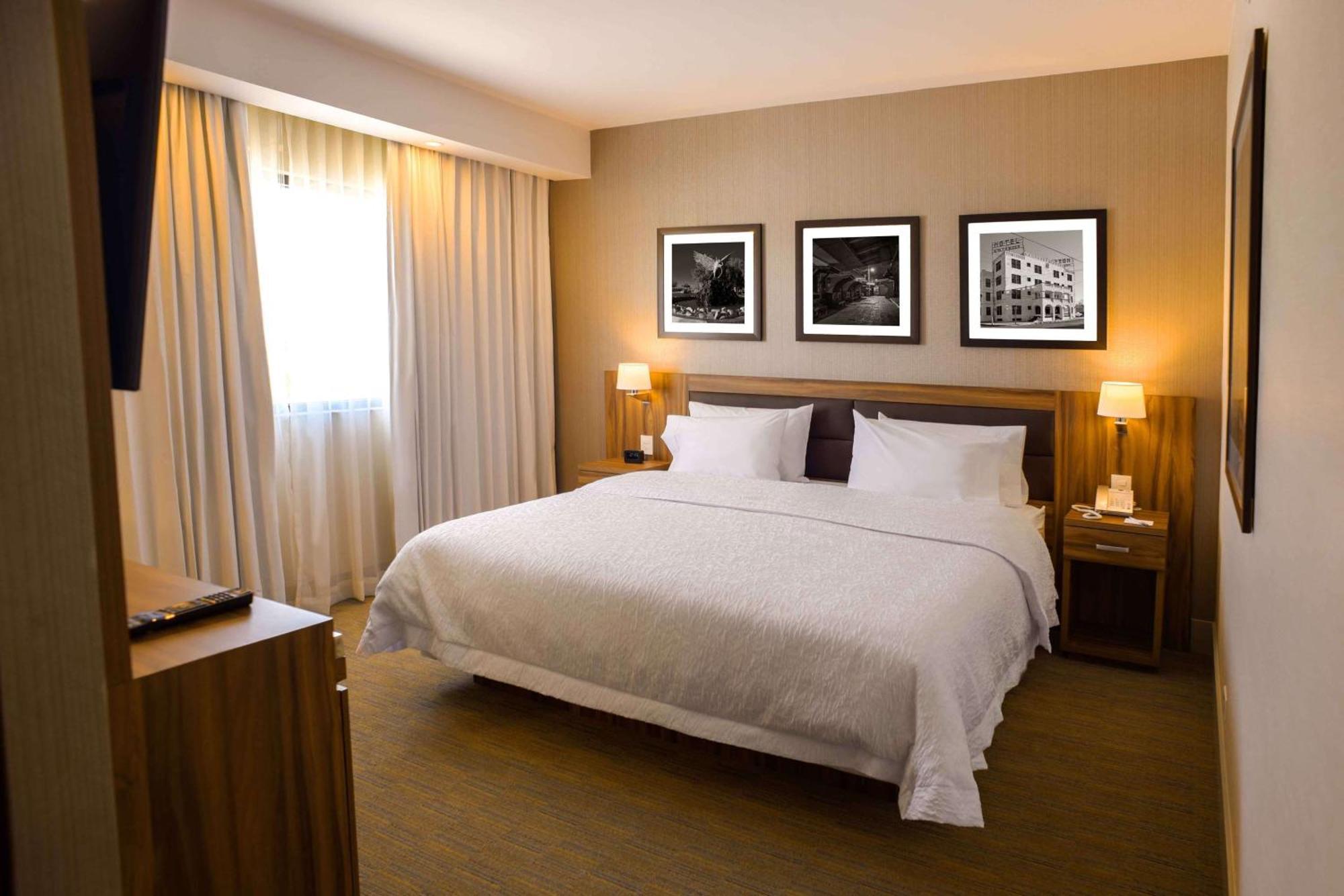 Hampton Inn Piedras Negras Kültér fotó