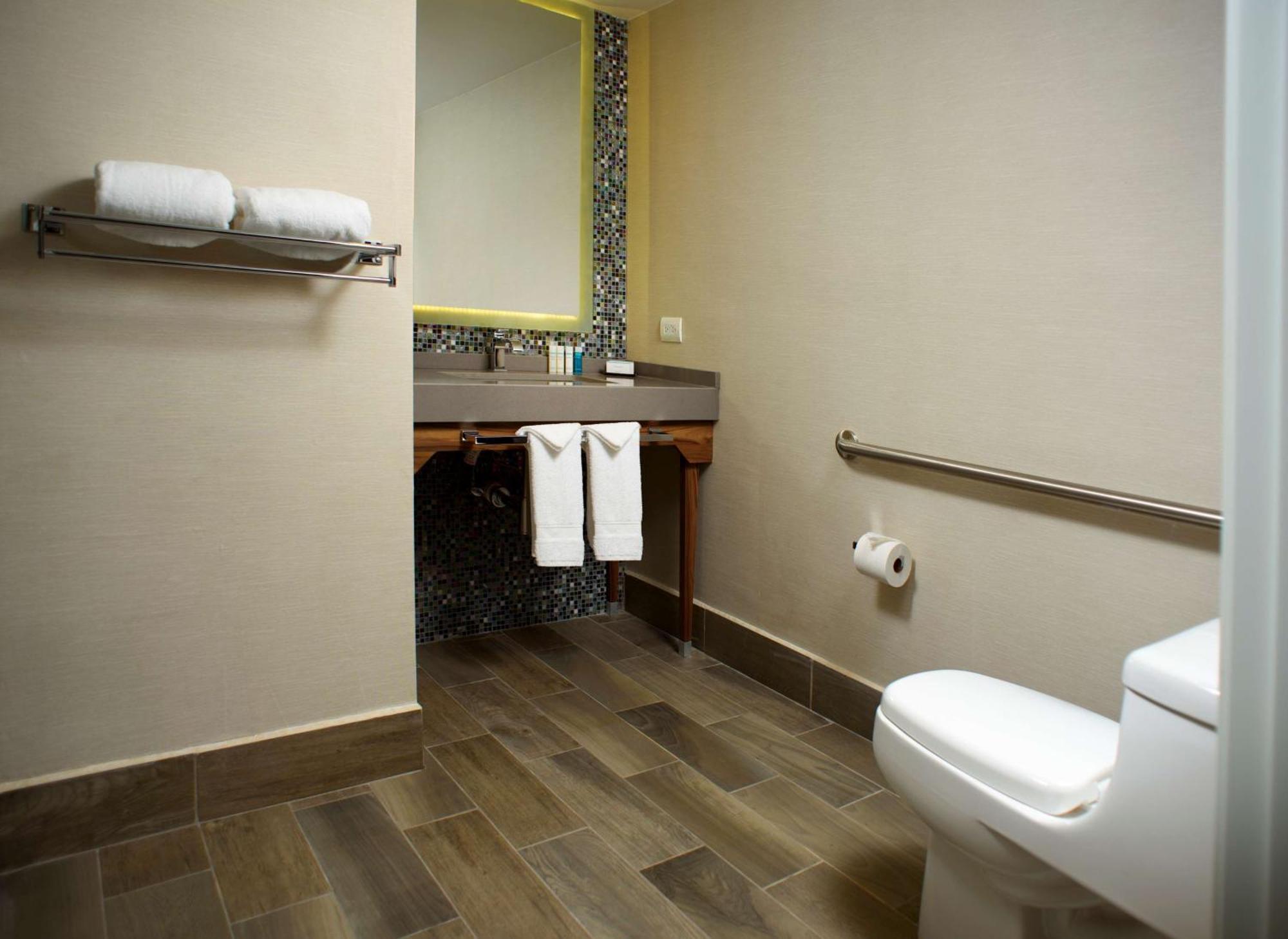Hampton Inn Piedras Negras Kültér fotó